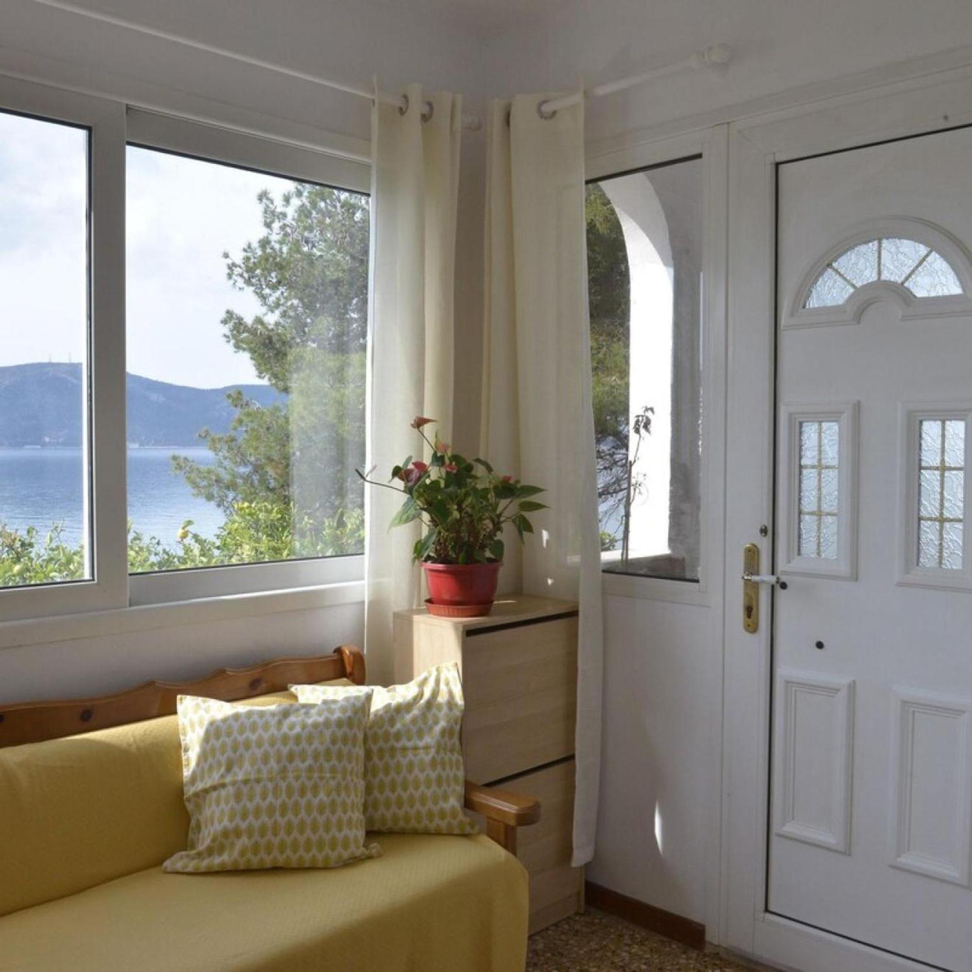 Salamis Beachfront House Kültér fotó